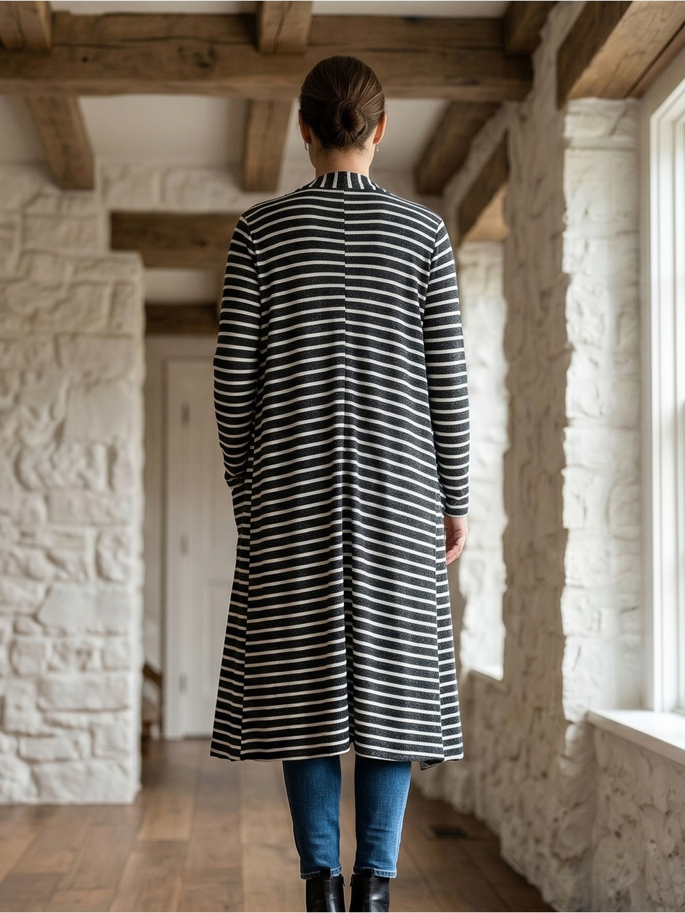 LuLaRoe Black & White Striped Longline Open Silhouette Cardigan with Pockets - Picture 2 of 4